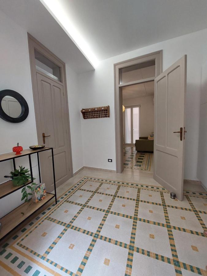 Biscottai42 Lägenhet Trapani Exteriör bild