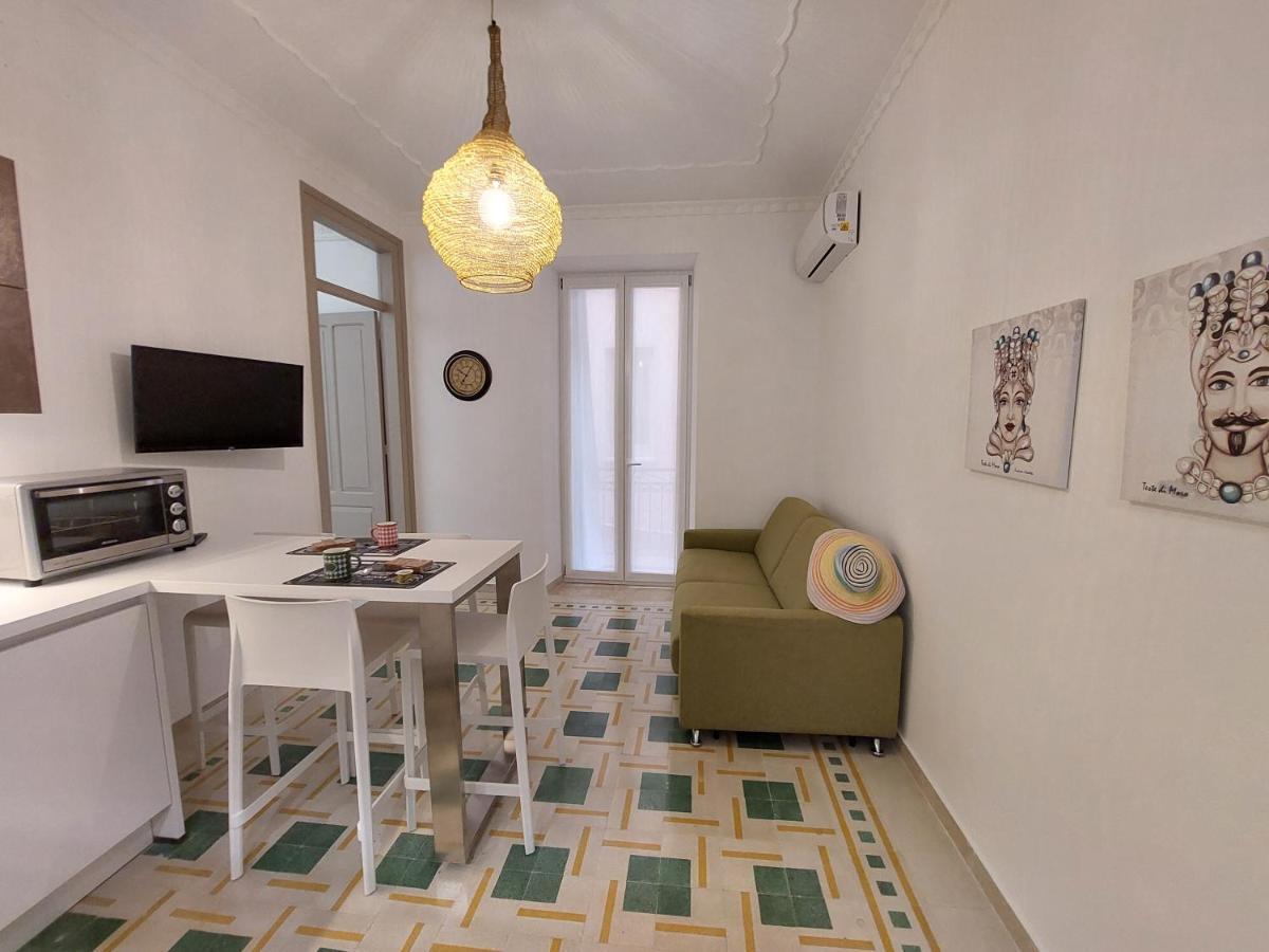 Biscottai42 Lägenhet Trapani Exteriör bild